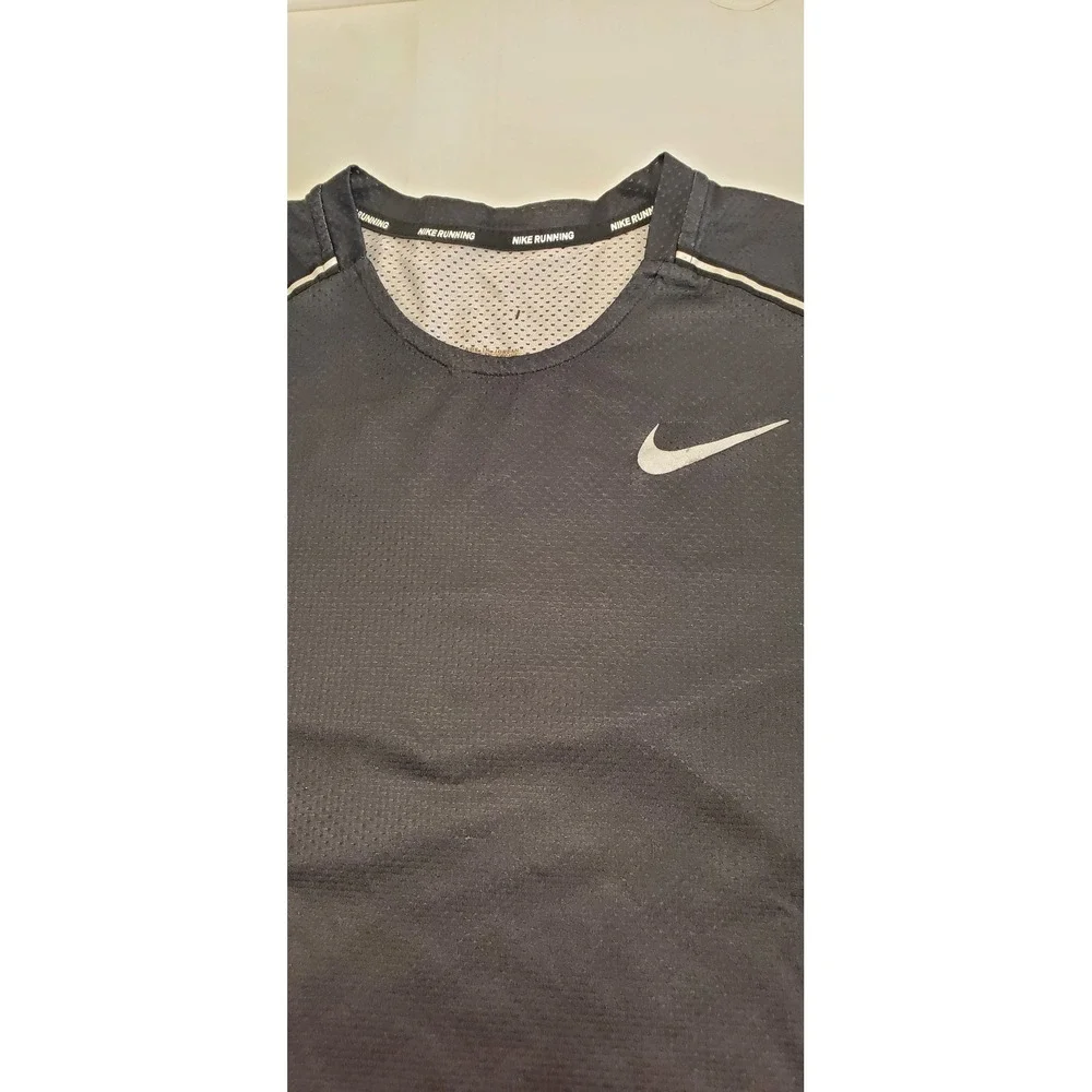 Nike Running Dri-FIT Miler Ombre Gradient T-Shirt Black Grey CT7804-056 Mens M